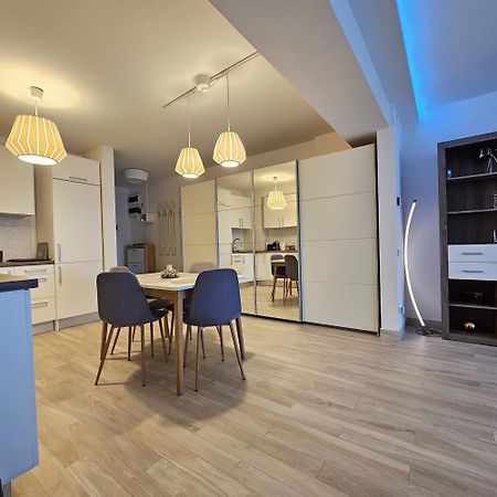 Central District Cuza 99 Apartment Bukarest Eksteriør billede