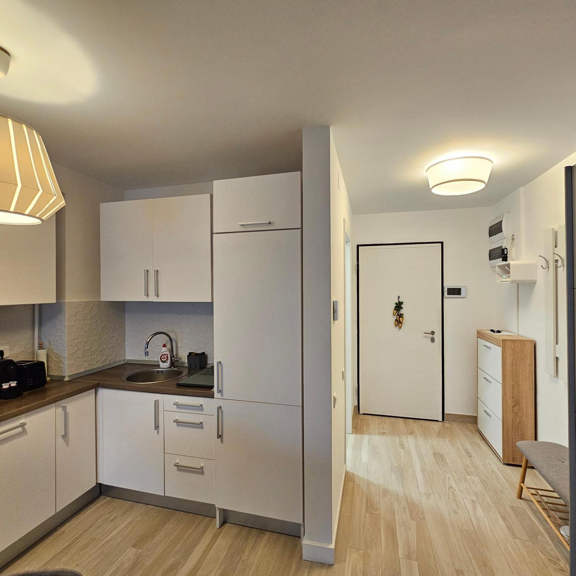 Central District Cuza 99 Apartment Bukarest Eksteriør billede