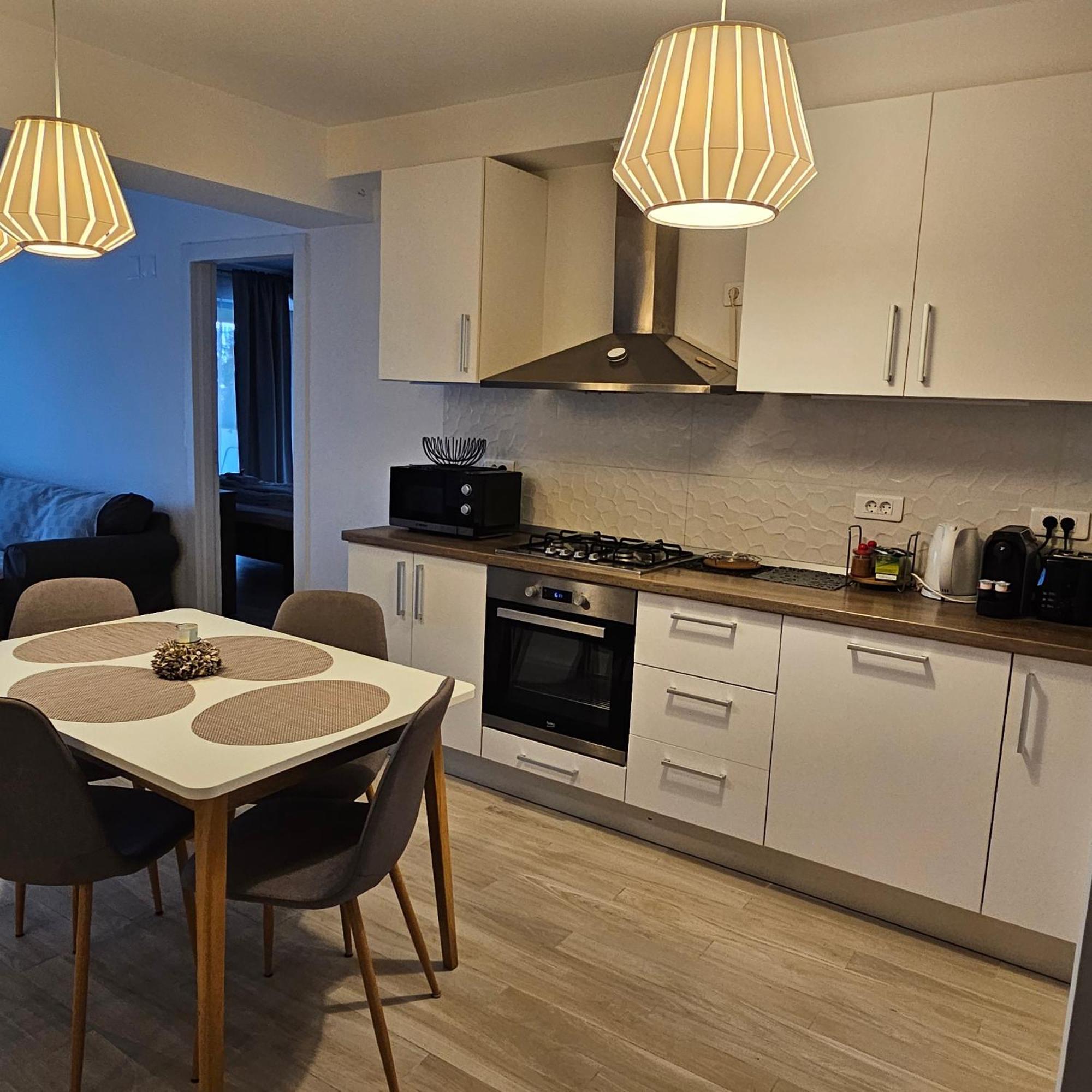 Central District Cuza 99 Apartment Bukarest Eksteriør billede